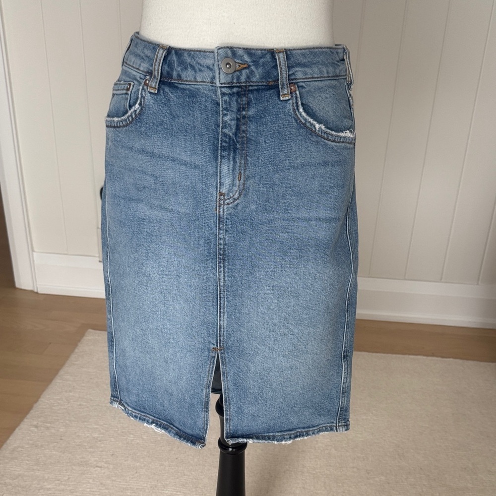 Anthropologie Pilcro and the Letterpress Blue Denim Skirt size 4